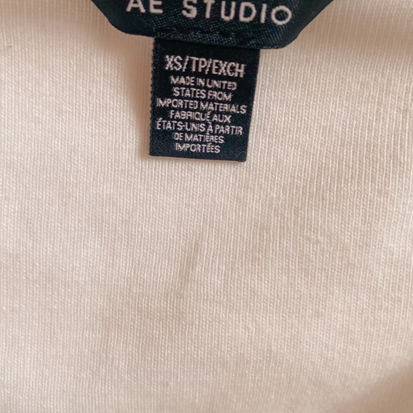 American Eagle Short Sleeve Top - Picture 3 of 3